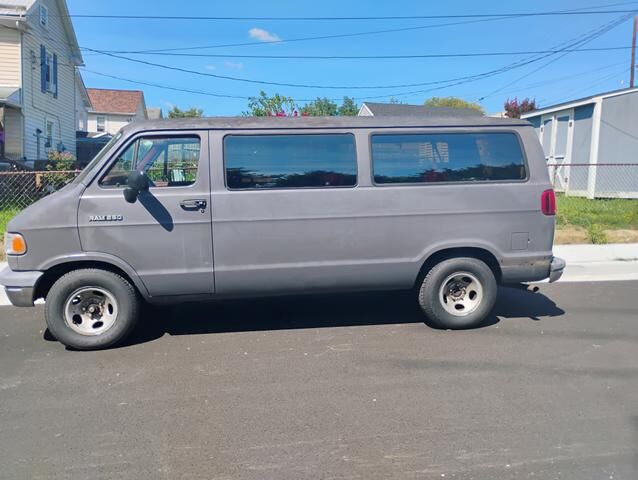 Dodge Ram Wagon