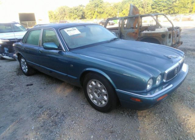 Jaguar XJ8