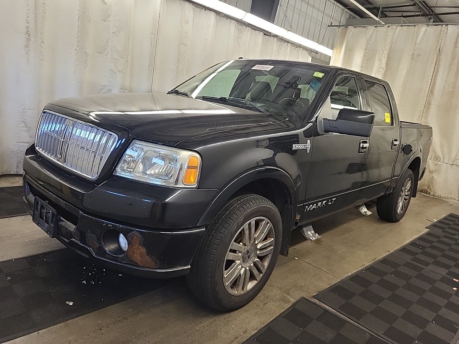 Lincoln Mark LT