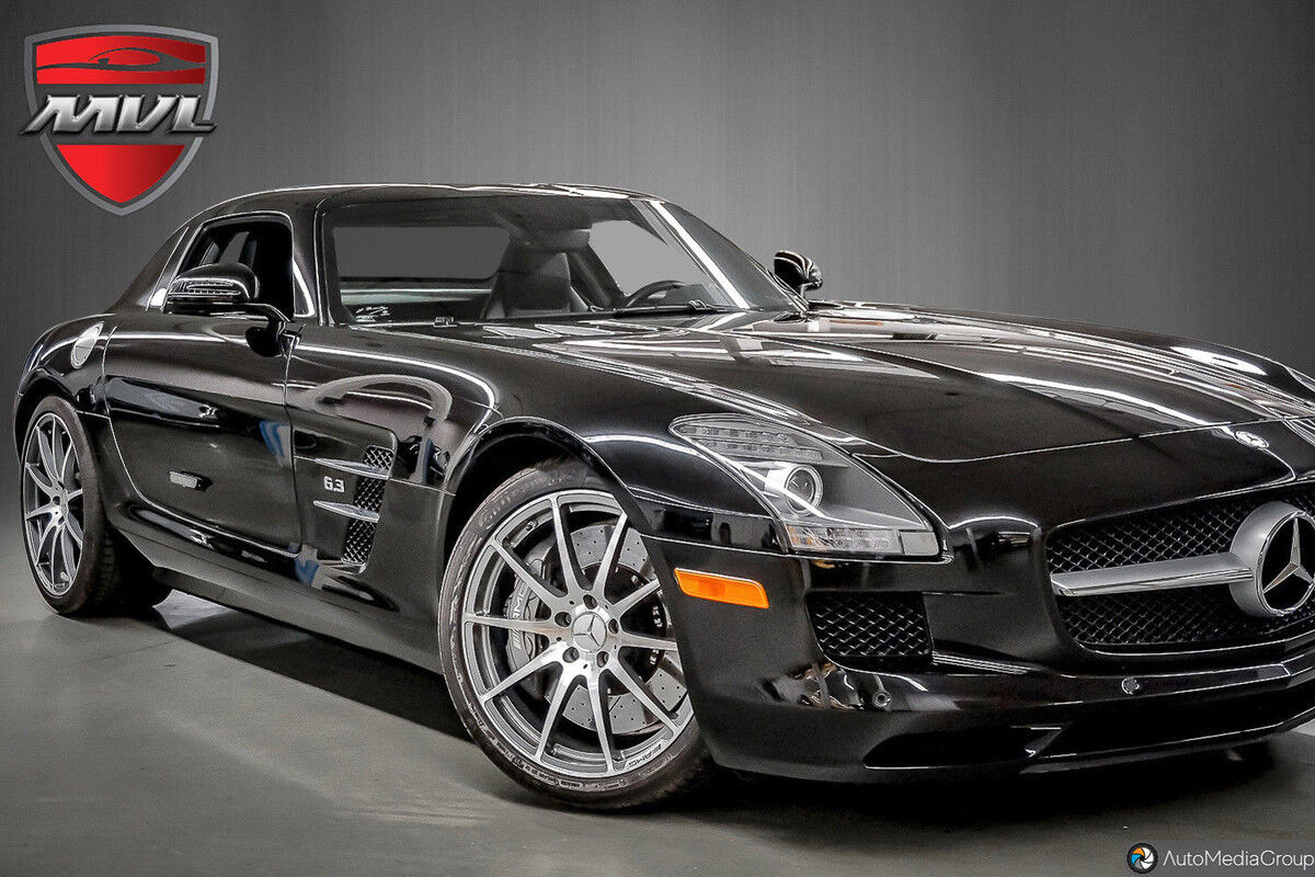 Mercedes-Benz SLS-Class