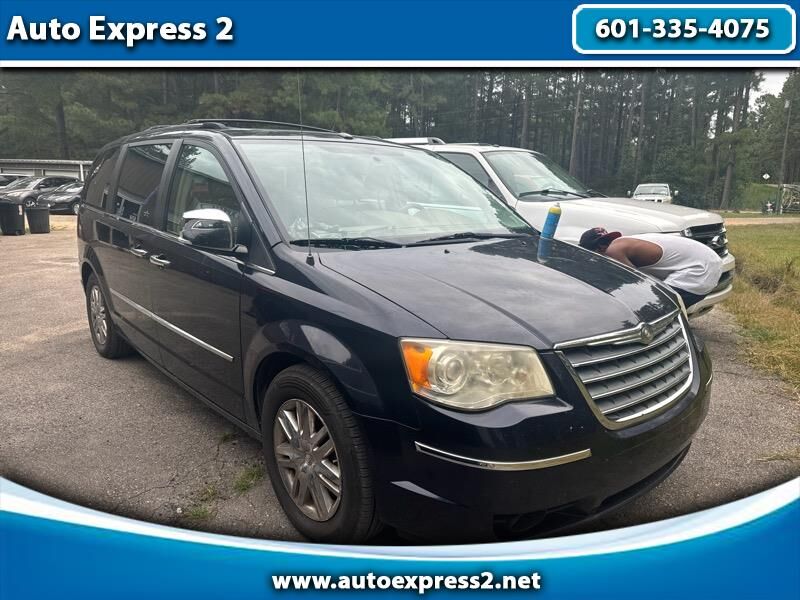 2010 CHRYSLER Town and Country