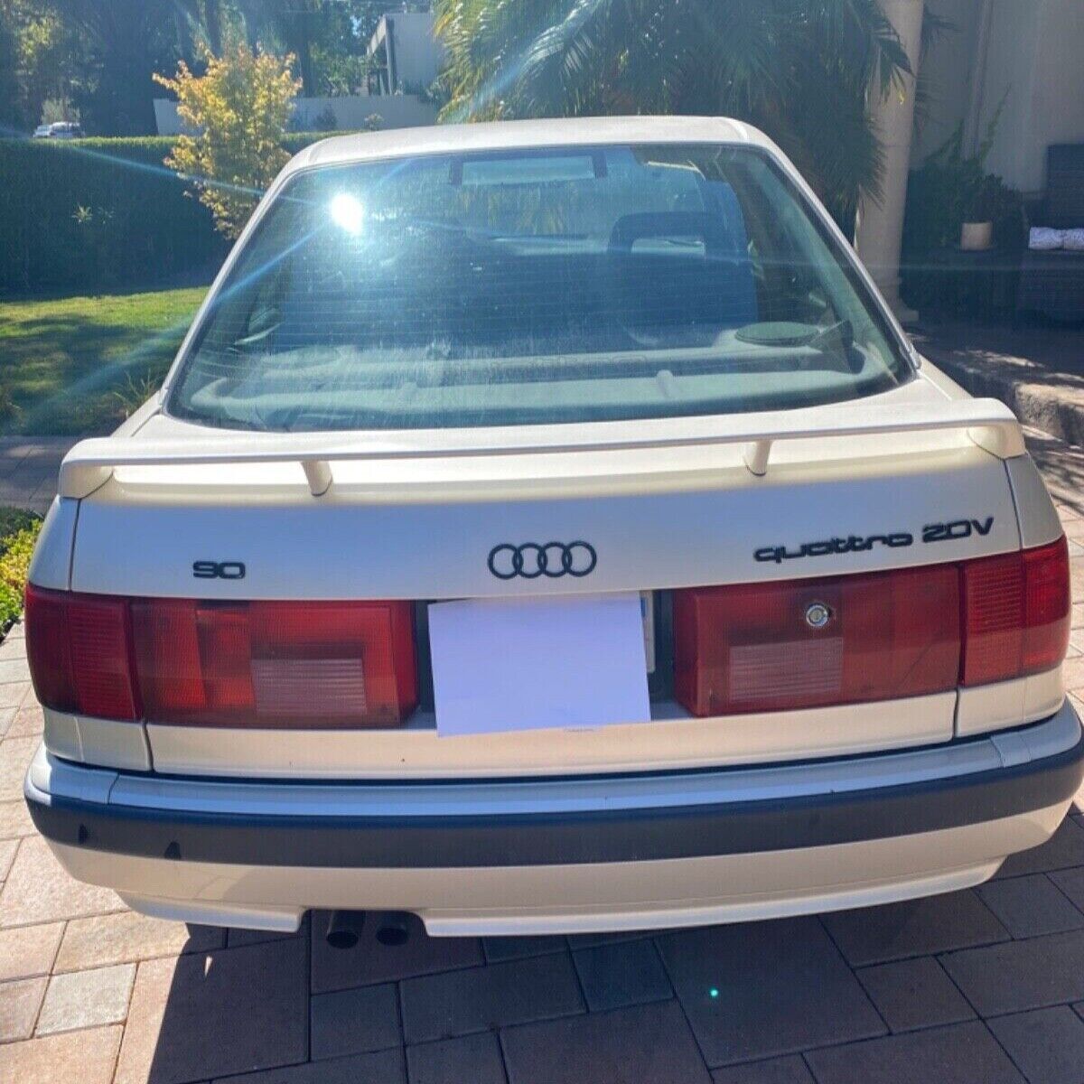 Audi 90