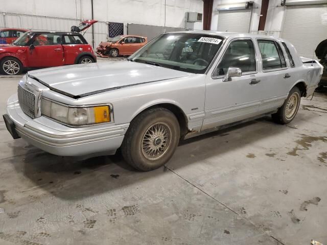 Lincoln Town Car