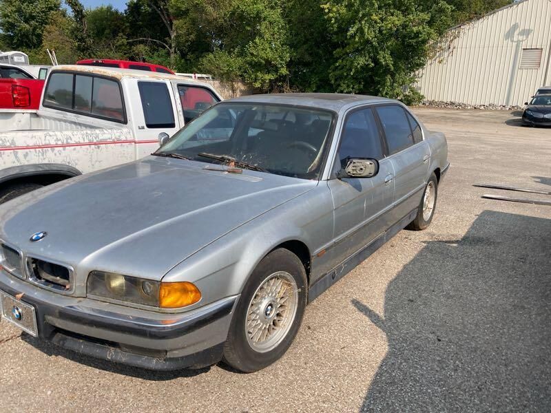 BMW 740iL