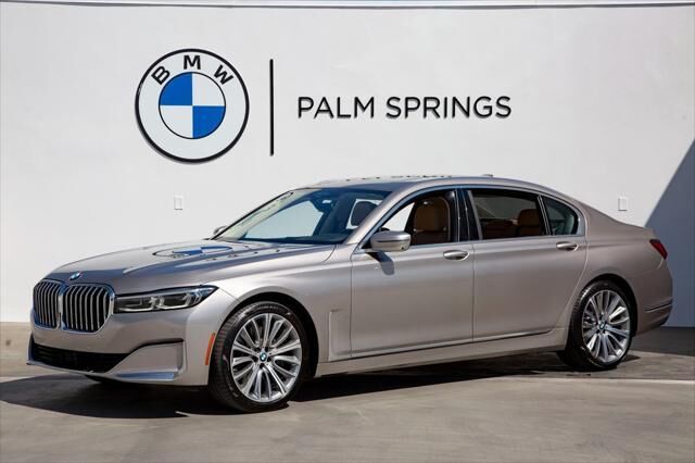 2022 BMW 750i