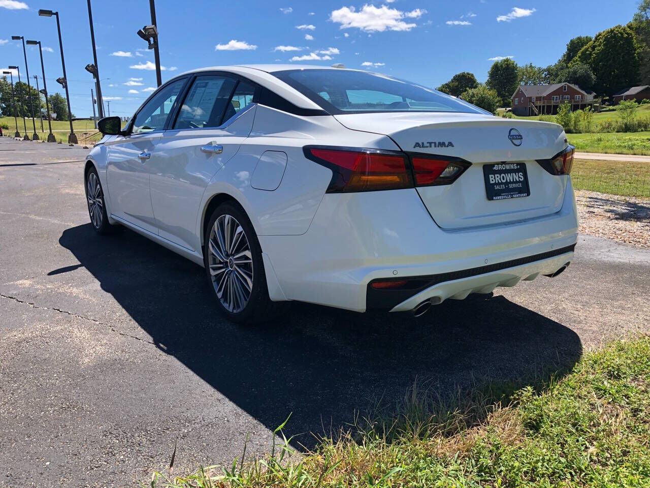 2024 NISSAN Altima
