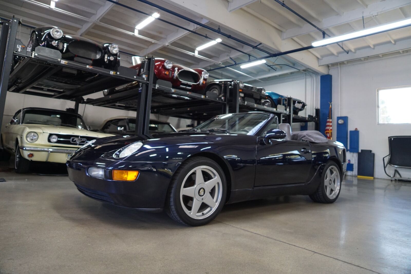 Porsche 968