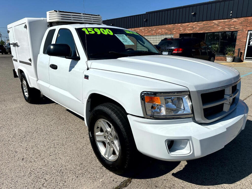 2011 DODGE Dakota