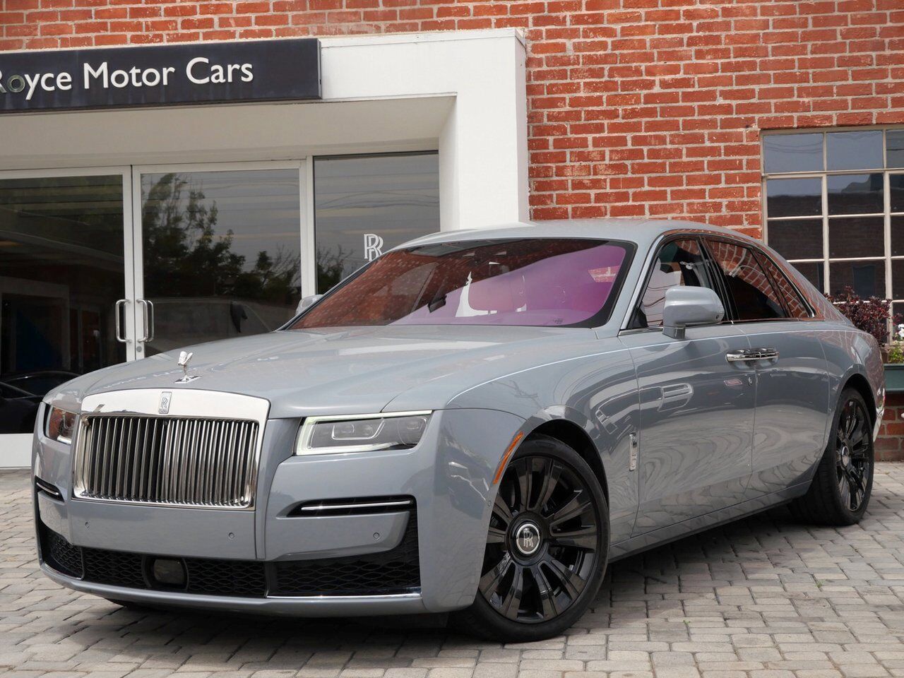 ROLLS-ROYCE
