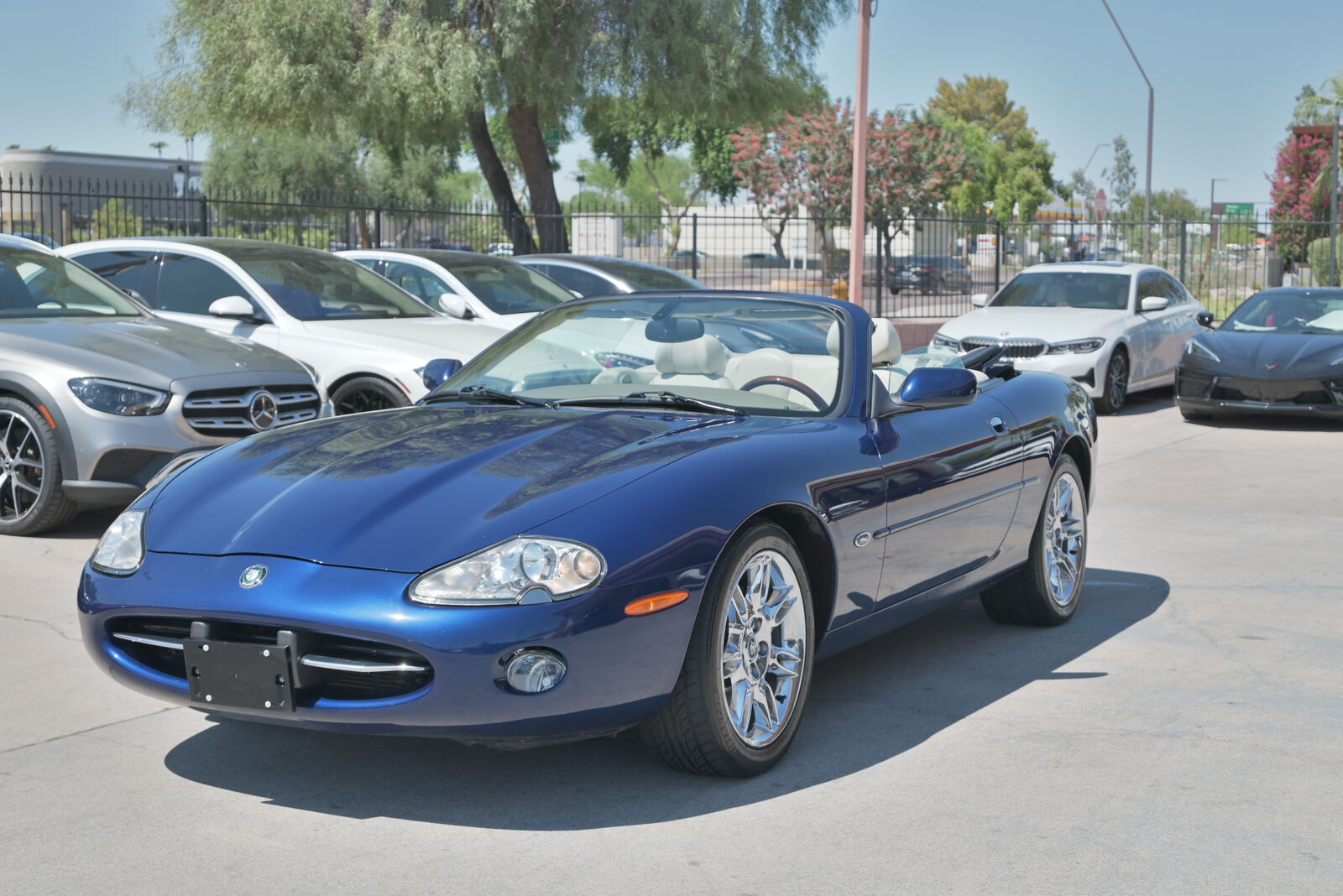 Jaguar XK8