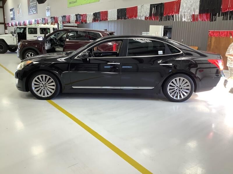 Hyundai Equus
