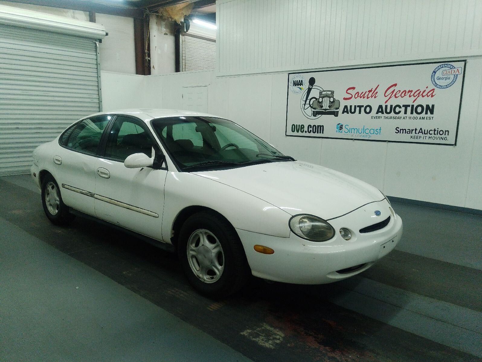 Ford Taurus