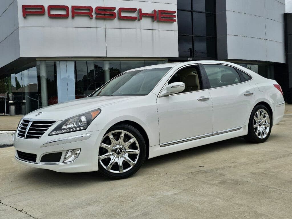 Hyundai Equus