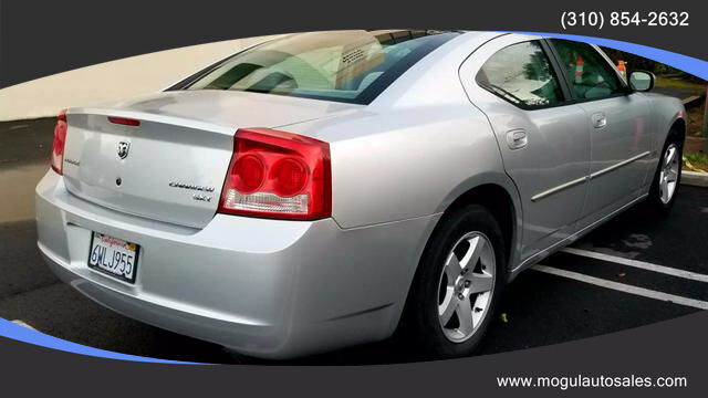 2010 DODGE Charger