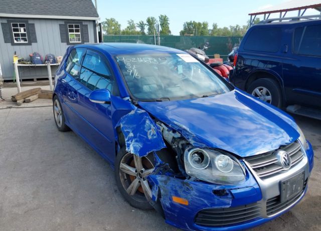 Volkswagen R32