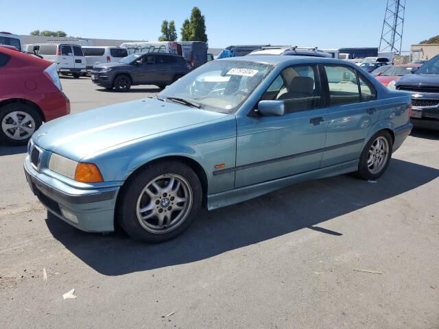 BMW 328i