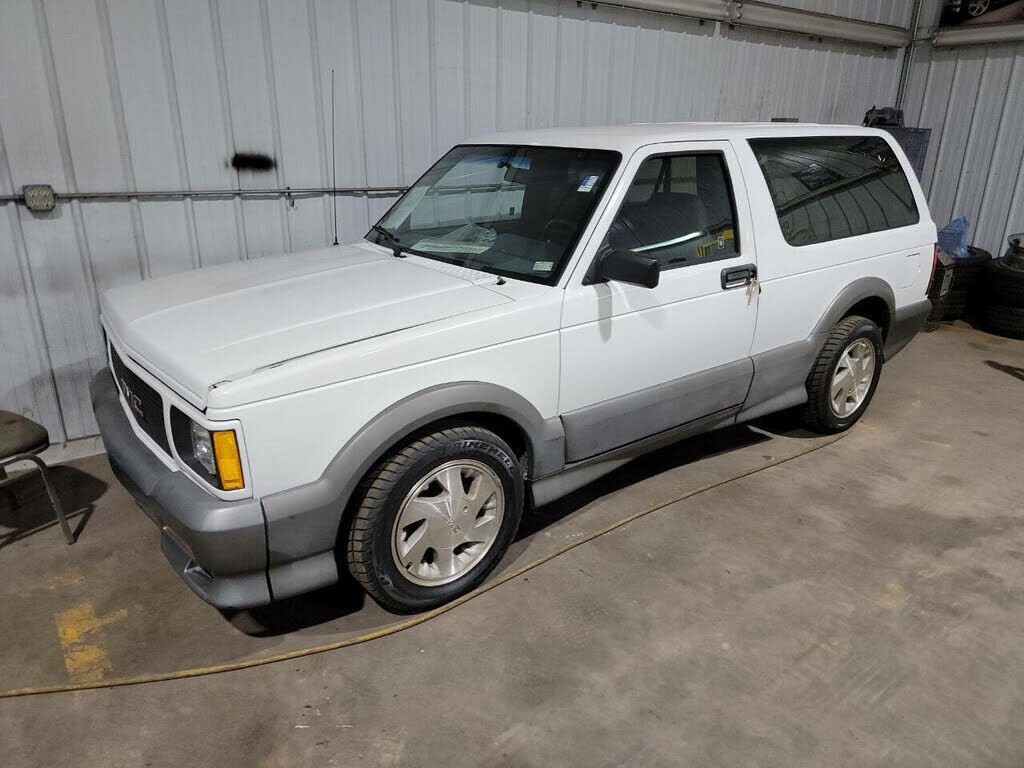 GMC Typhoon
