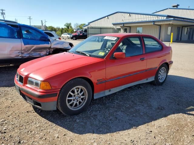 BMW 318ti