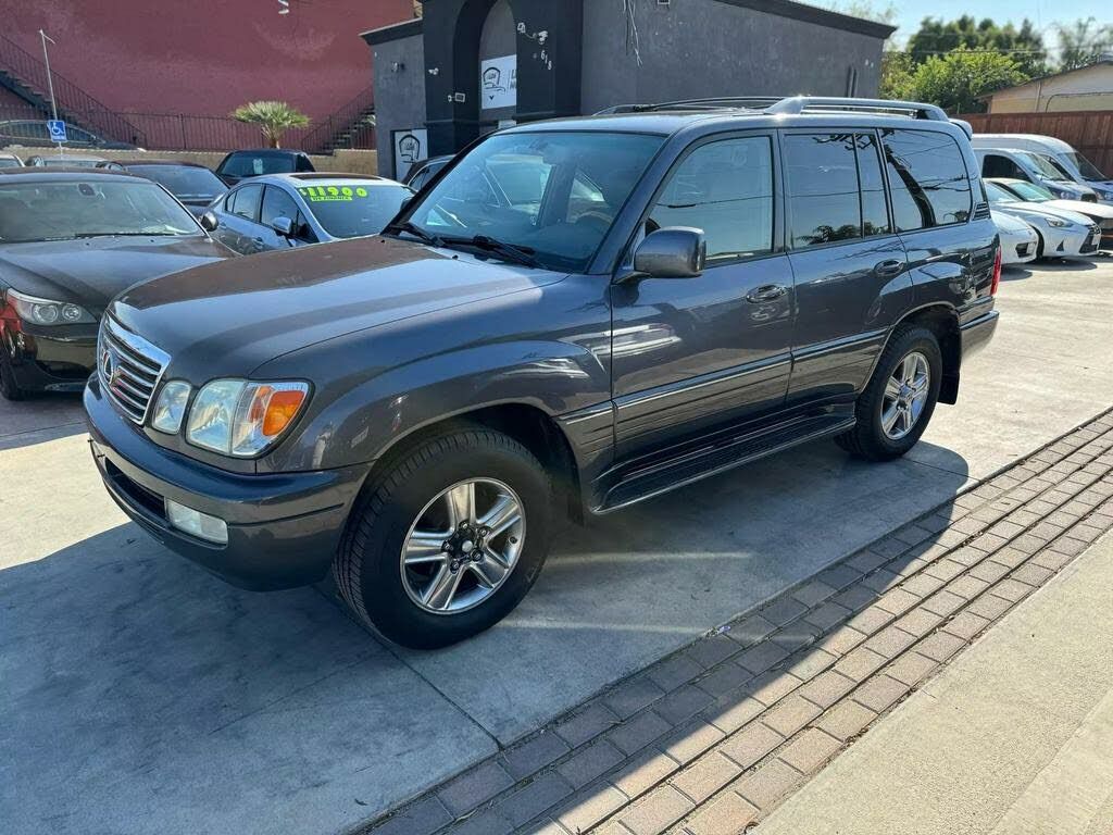 Lexus LX