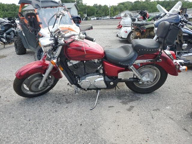 Honda VT1100C2 (SHADOW SABRE)