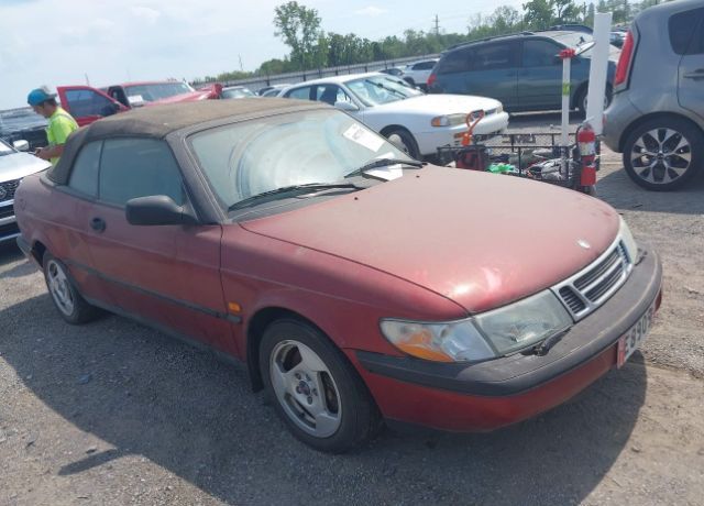 Saab 900