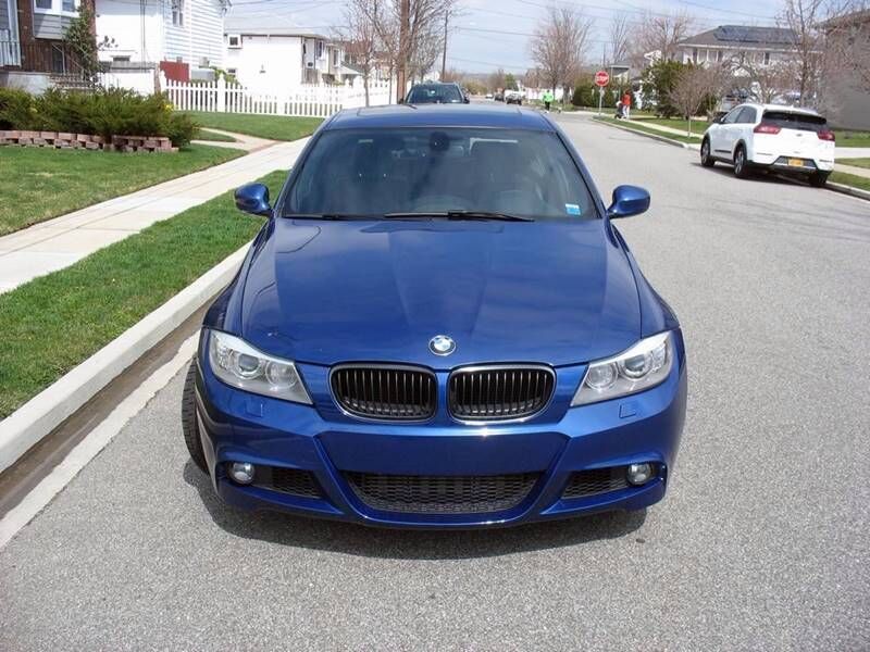 2011 BMW 3 Series