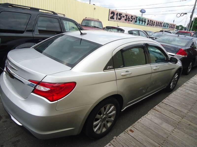 2012 CHRYSLER 200