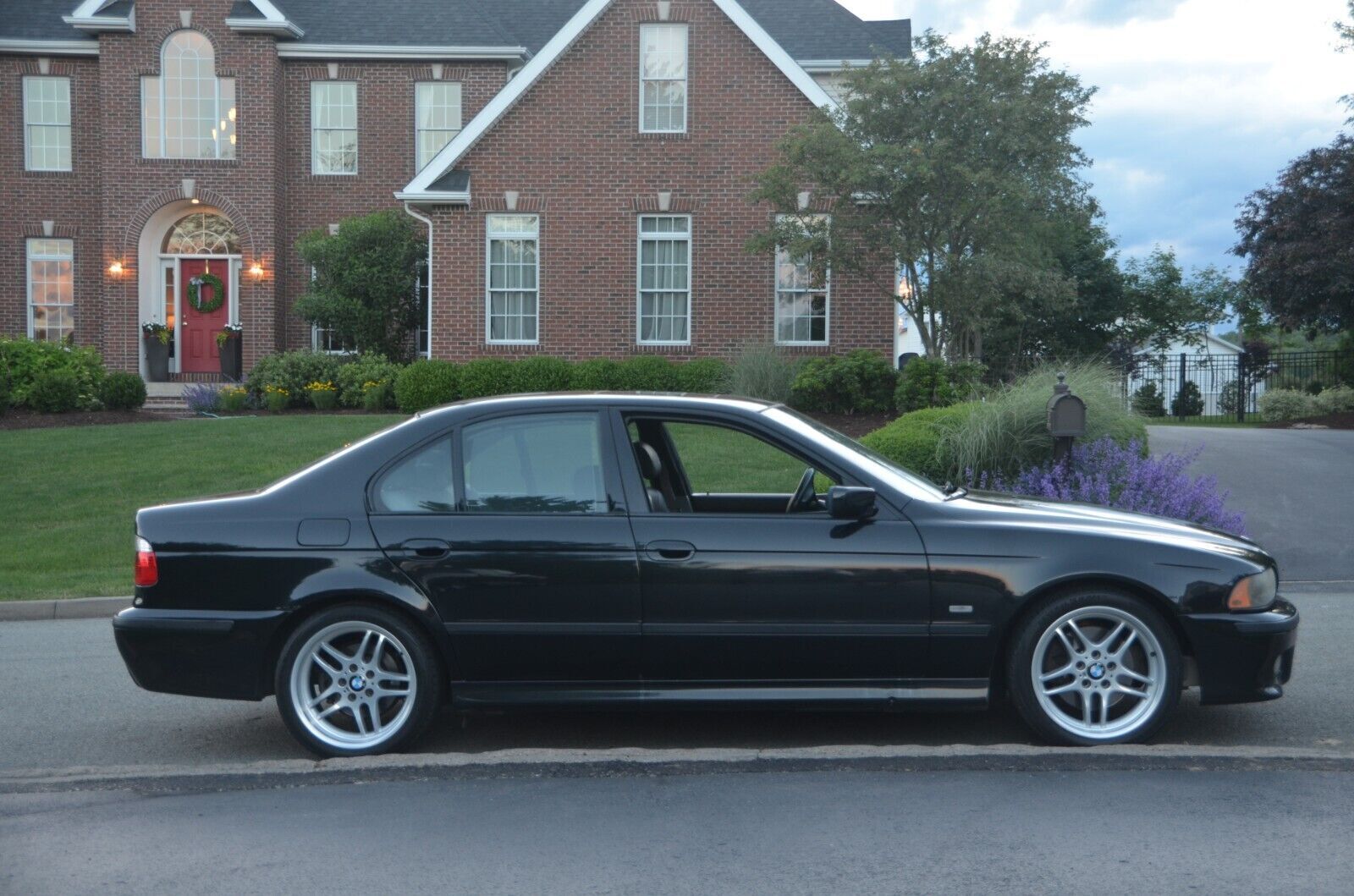 BMW 540i