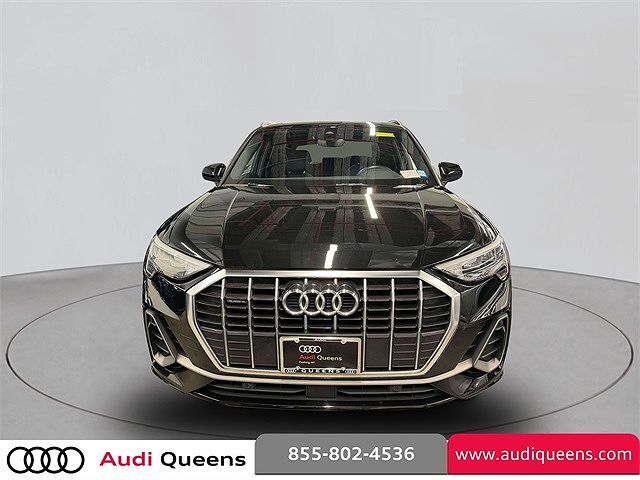 2022 Audi Q3
