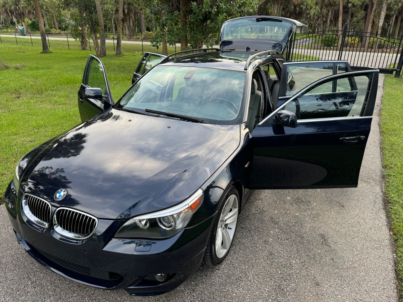 BMW 530xiT