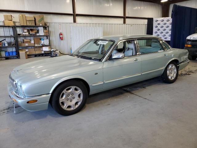 Jaguar Vanden Plas
