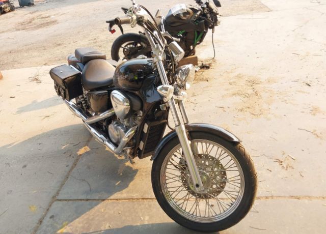 Honda VT600C (SHADOW VLX)
