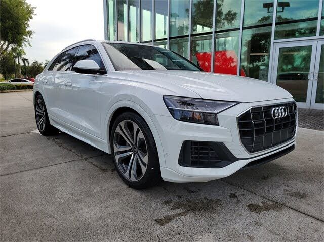 2022 Audi Q8