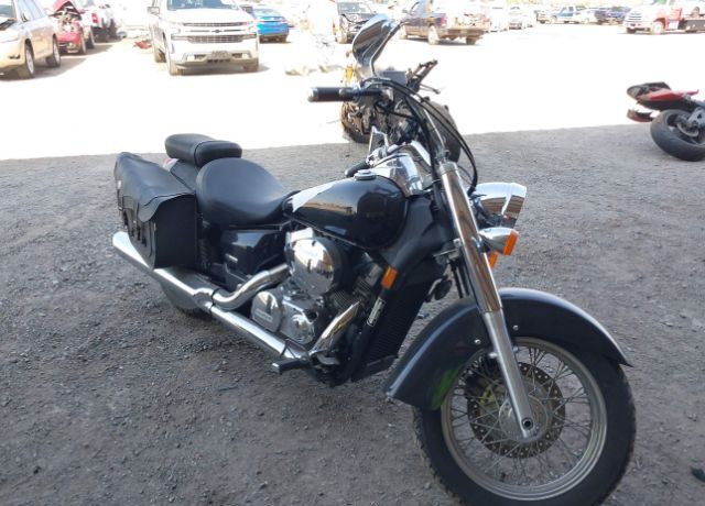 Honda VT750 (Shadow Aero)