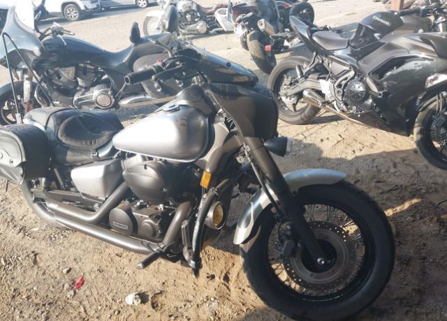 Honda VT750 (Shadow Phantom)