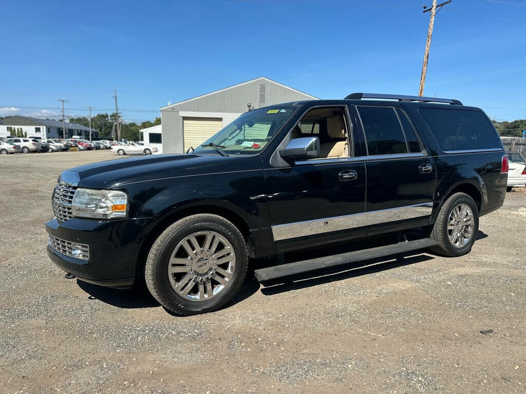 Lincoln Navigator