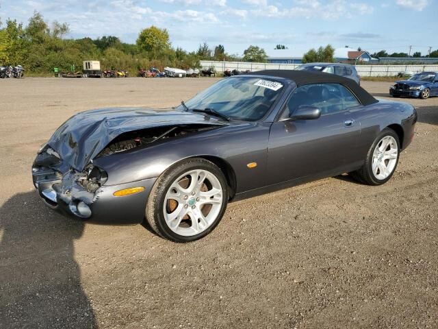 Jaguar XK8