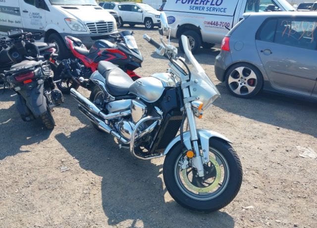 Suzuki VZ800L
