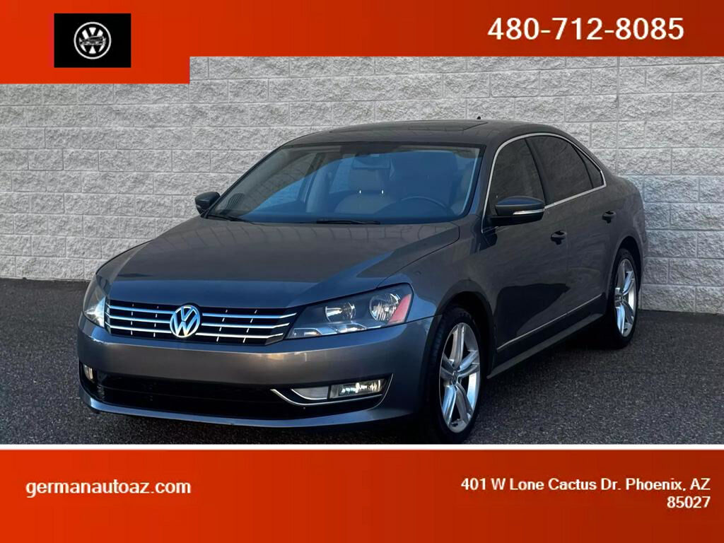 2013 VOLKSWAGEN Passat