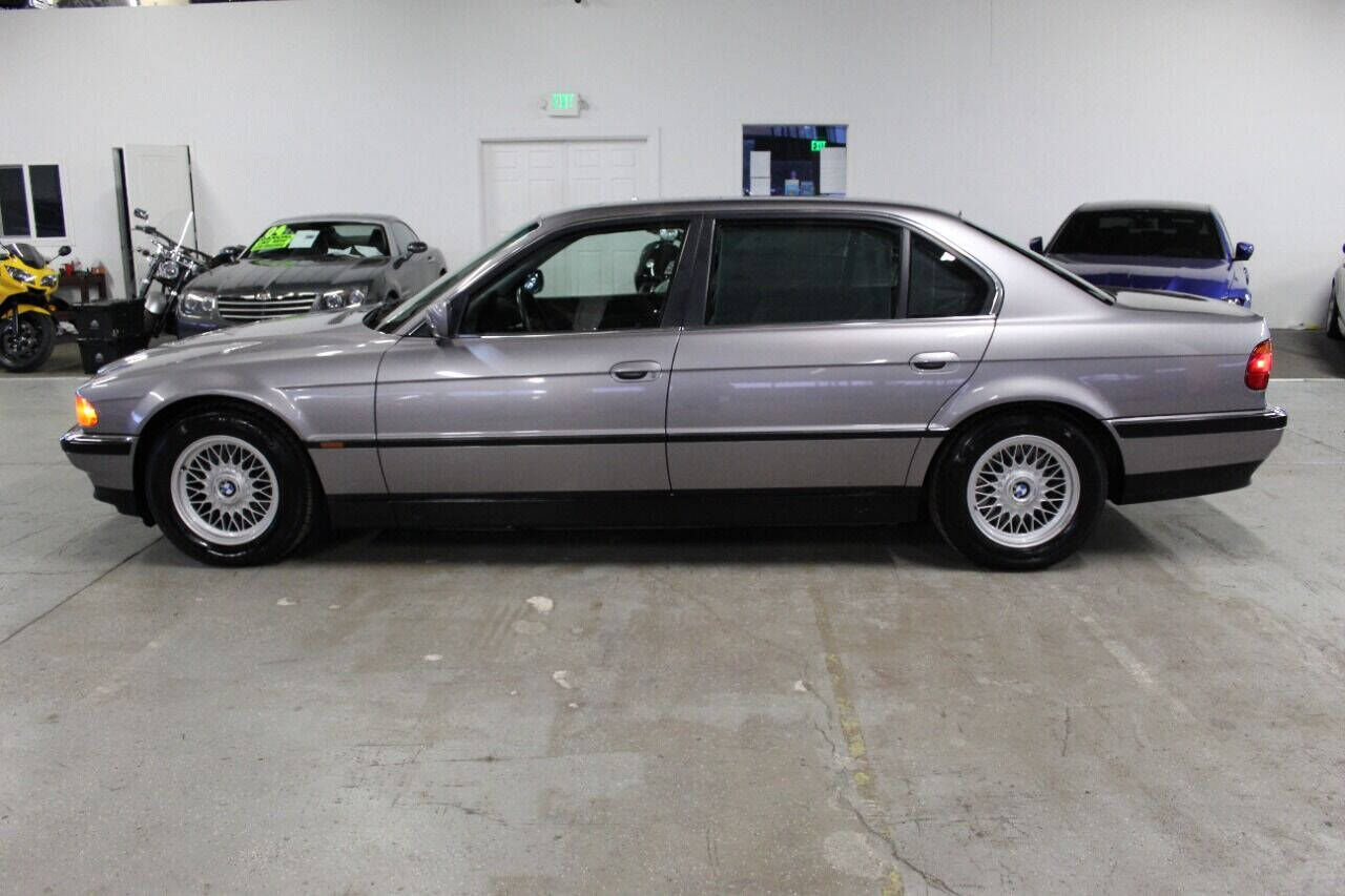 BMW 740Li