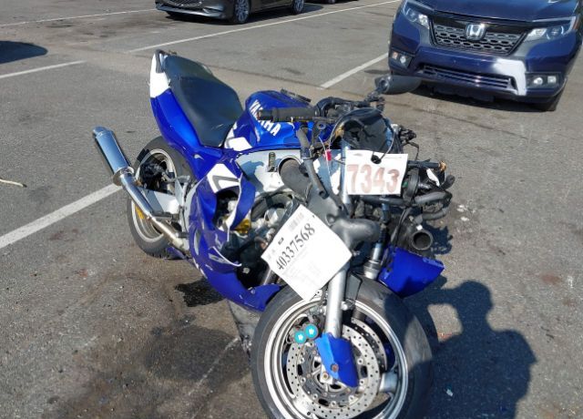 YAMAHA