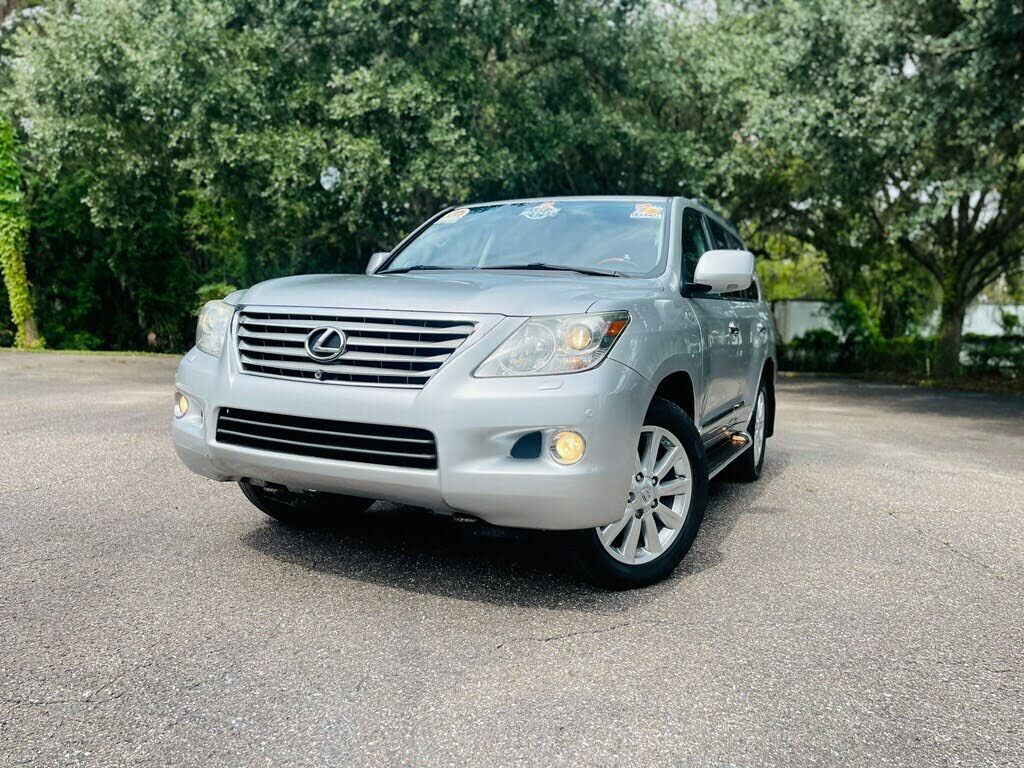 Lexus LX