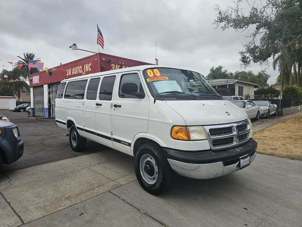Dodge Ram Wagon