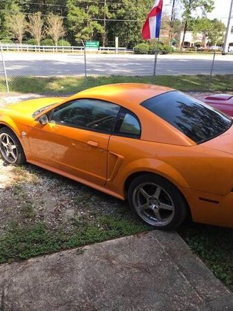 2004 FORD Mustang