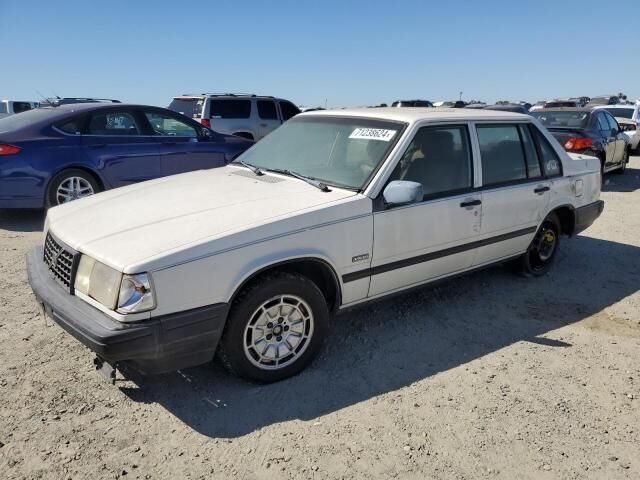 VOLVO