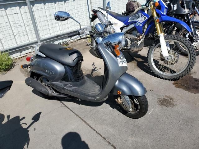 YAMAHA