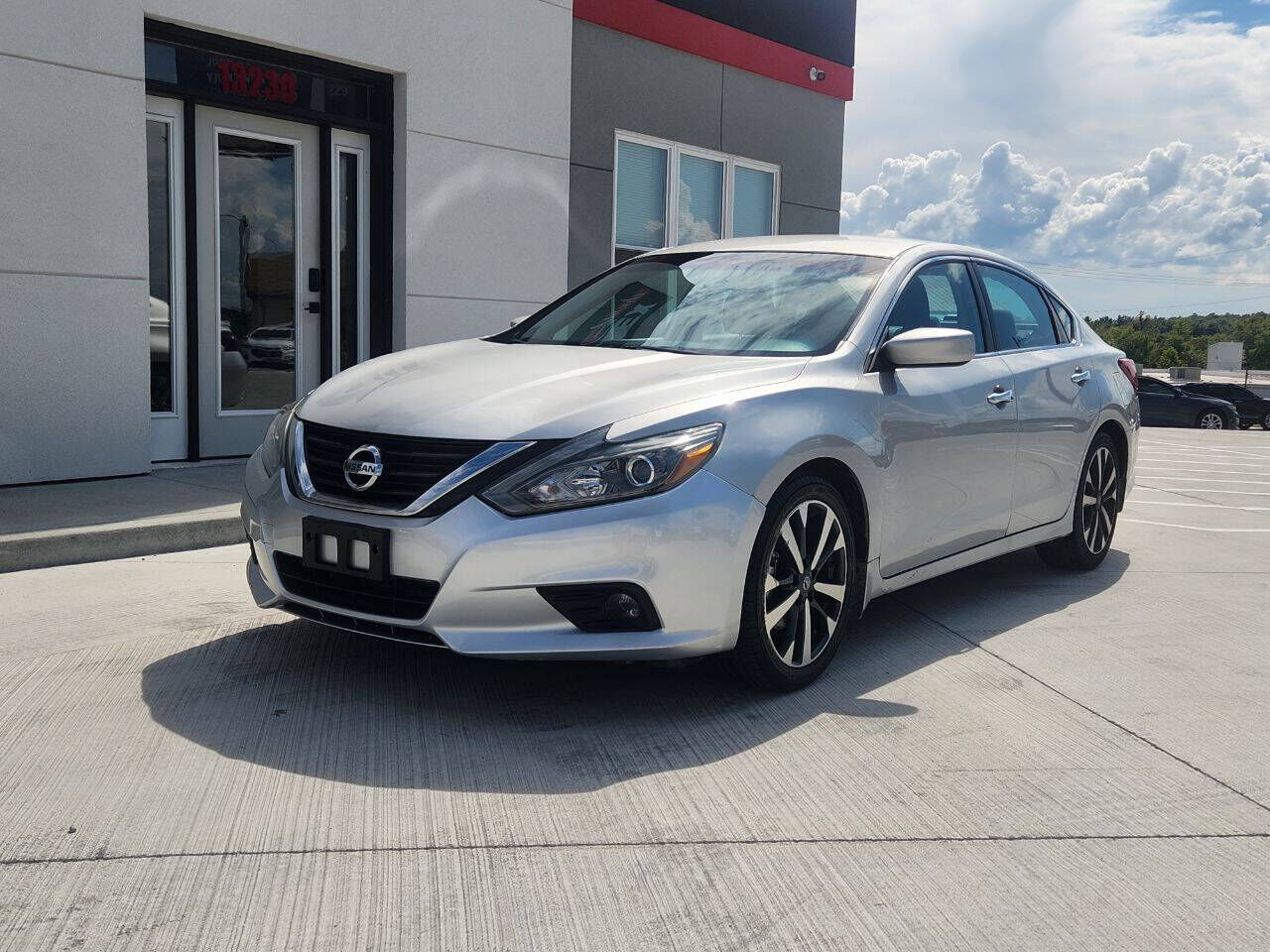 2017 NISSAN Altima