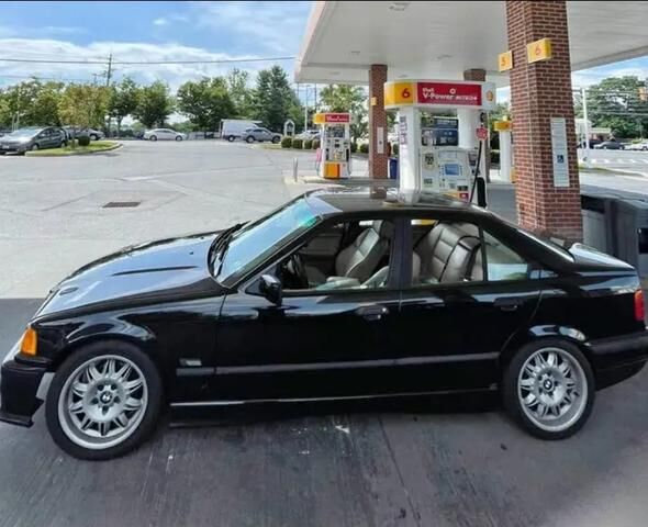 BMW 325i