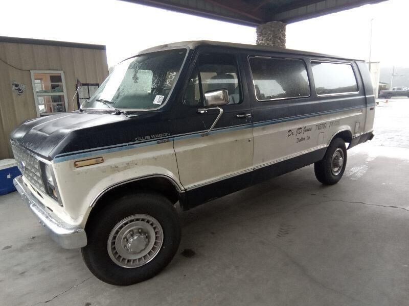 Ford E-350