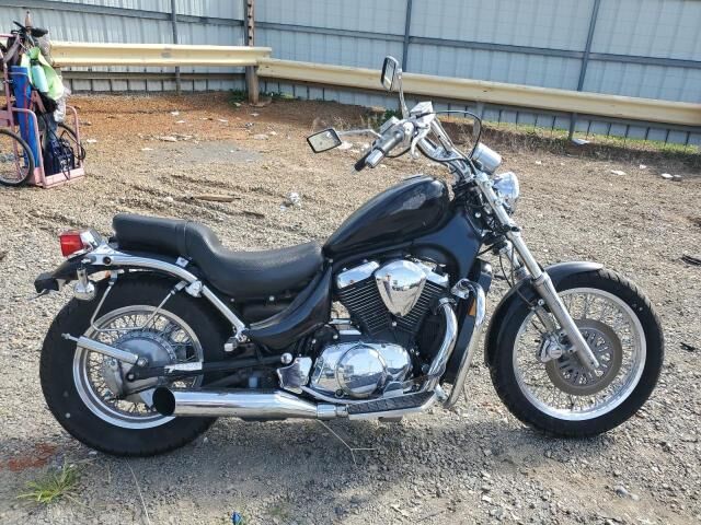 Suzuki VS800